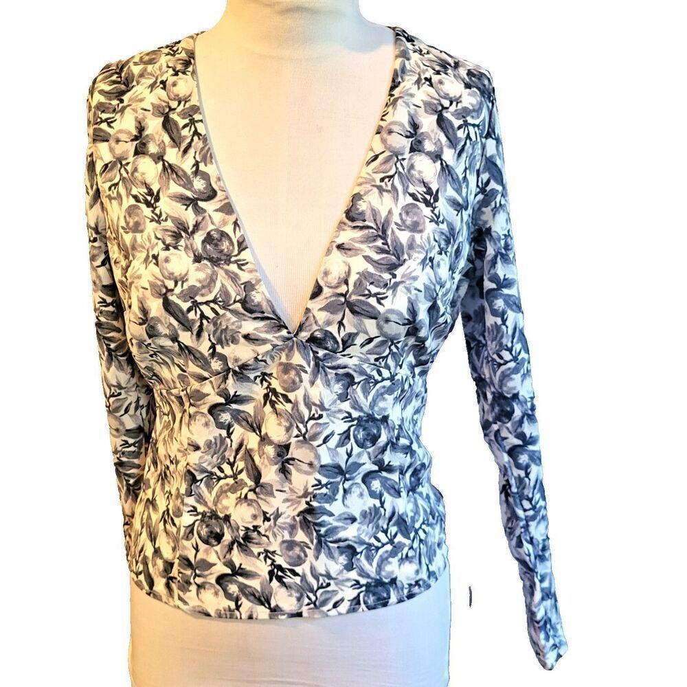 New With Tags Abercrombie & Fitch M Floral Blouse Long Sleeve Ruched Waist $59